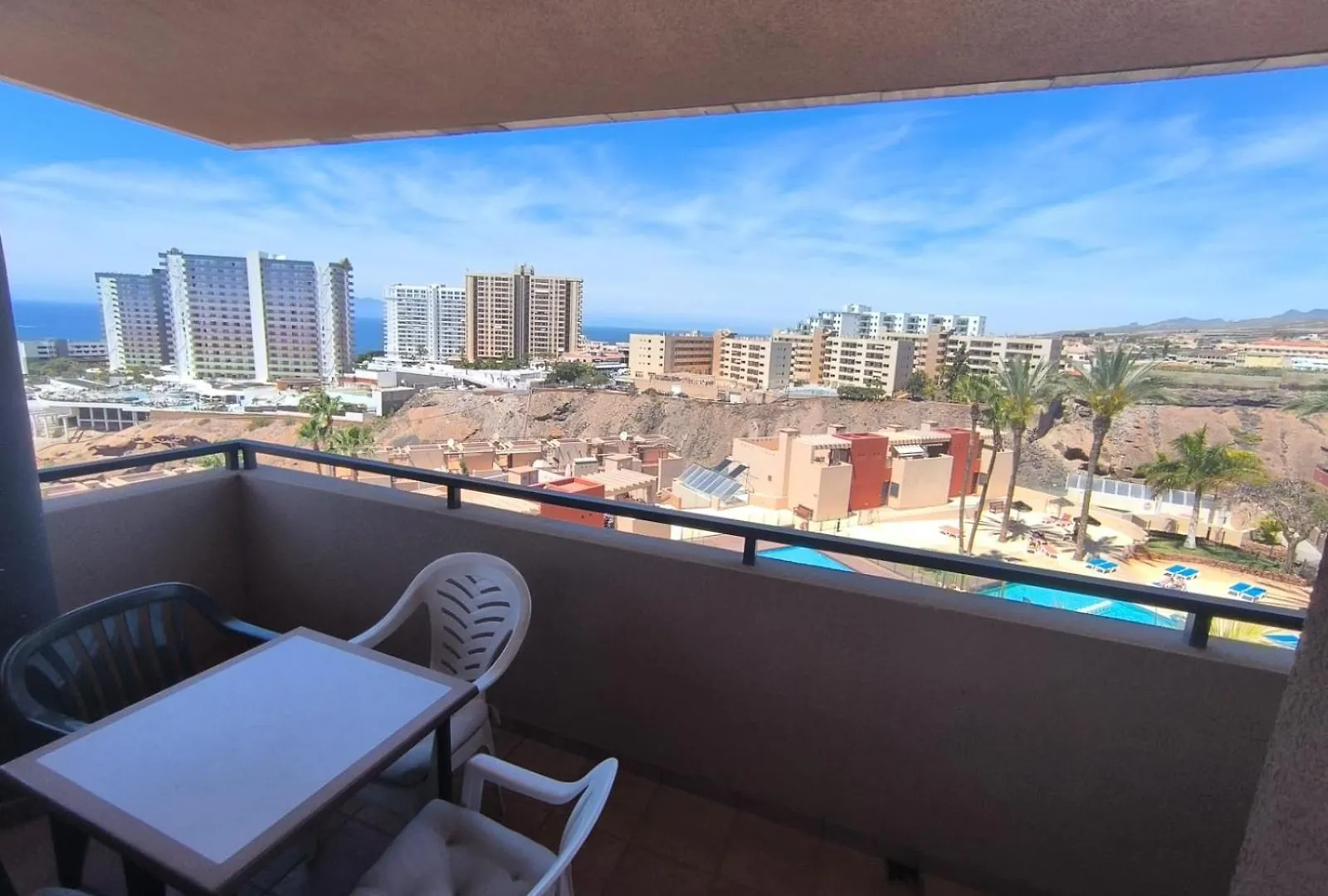 Playa Paraiso Apartamento ile iletişim