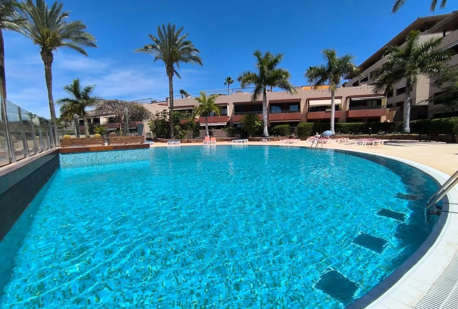 אדחה Playa Paraiso Apartamento 0*,